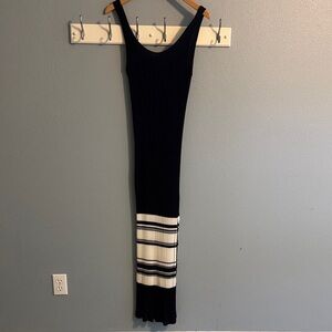 Massimo Dutti Navy Knit Dress with white stripes Detail